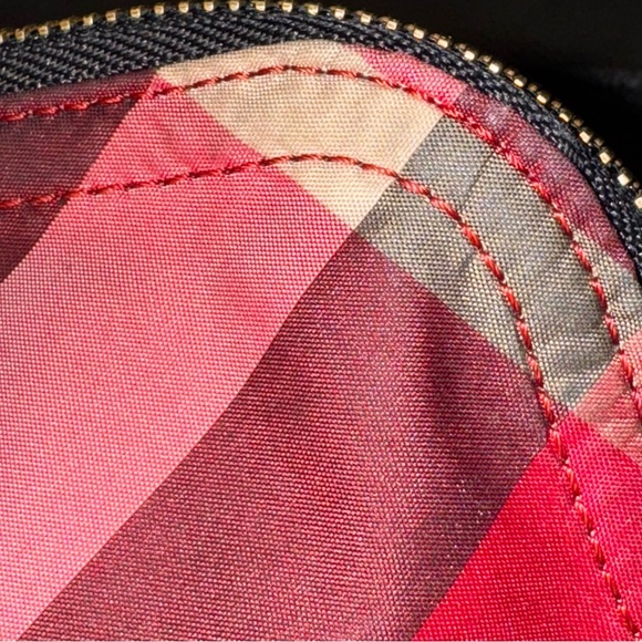 Authentic Burberry Pouch Zip Top Nova Check Red Item # 815012 - Picture 5 of 5